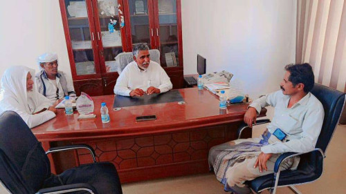 انتقالي حات والسلطة المحلية تناقشان سُبل تفعيل عمل المنظمات الدولية بالمديرية