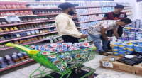  عدن.. ضبط كمية من الأجبان الفاسدة في محلات لبيع المواد الغذائية بصيرة
