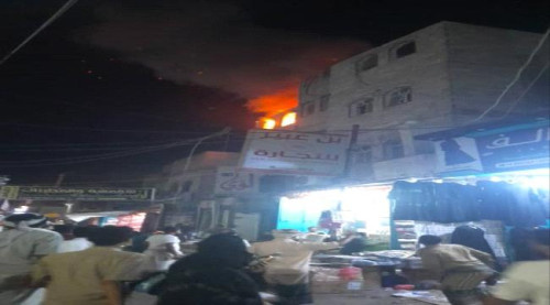 اندلاع حريق في أحد محلات لبيع الأقمشة بالشيخ عثمان