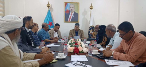 الهيئة الشبابية بالانتقالي تناقش الصعوبات التي تواجه المراكز الصيفية في محافظات الجنوب
