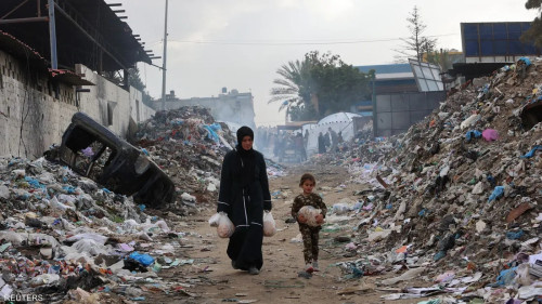 مصر تعلق على تقارير "نقل نصف مليون فلسطيني من غزة إلى سيناء"