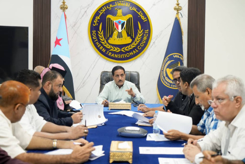 الأمانة العامة بالانتقالي تناقش تقرير أوضاع المساجد والمراكز الدينية في الجنوب