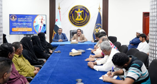 الأمانة العامة بالانتقالي تنظم محاضرة بعنوان "إنجازات وثبات رغم العواصف" بالعاصمة عدن
