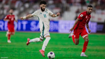 بعد فوزه على البحرين.. المنتخب السعودي يتمسك بأمل المونديال