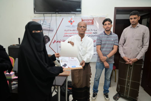 اختتام الدورة التدريبية في التصوير الفوتوغرافي  تحت شعار "معًا.. بالتراث نرتقي" بمدينة سيئون