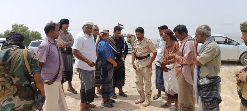 انتقالي ميفعة يتفقد عدداً من المعسكرات والنقاط الأمنية بالمديرية