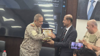 قيادة الأكاديمية العسكرية العليا تكرّم السياسي والباحث العميد علي بن شنظور