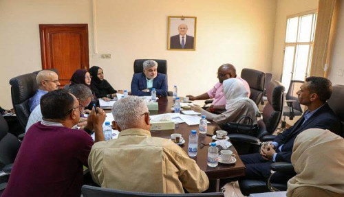 نائب وزير التخطيط يبحث بالعاصمة عدن مع مسؤول بمنظمة اليونيسيف مشروع الحوالات النقدية غير المشروطة     