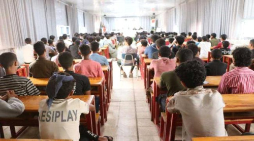 انتقالي الضالع يدشن المخيم الصيفي التعليمي الأول بثانوية الشيخ زايد النموذجية
