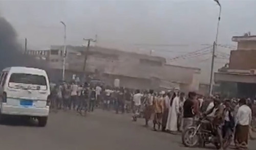 مليشيا الحوثي تختطف 60 شخصا أثناء تظاهرة مناهضة للمليشيا في المراوعة بالحديدة 