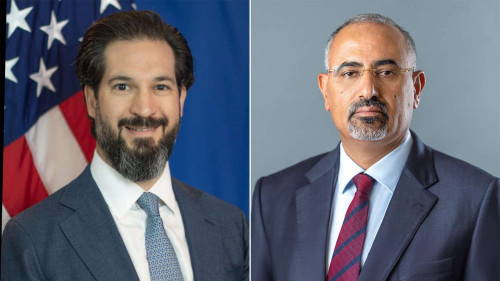 الرئيس الزُبيدي يبحث مع القائم بأعمال السفير الأمريكي الأوضاع الإنسانية والتعافي الاقتصادي