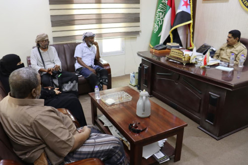 العميد المحمدي يلتقي نقابة المعلمين والتربويين الجنوبيين بساحل حضرموت