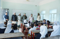 رئيس تنفيذية انتقالي المحفد يتفقد سير العملية التعليمية في مدارس المديرية