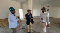 الوكيل الشبحي يطّلع على سير العمل في مشروع المستشفى الجديد الجاري تنفيذه بدعم إماراتي