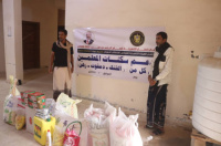 انتقالي حوف يدعم مساكن المعلمين في المديرية بالمواد الغذائية