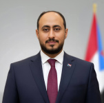 الأمين العام للمجلس الانتقالي يُعزّي العميد وسيم العمري بوفاة والدته