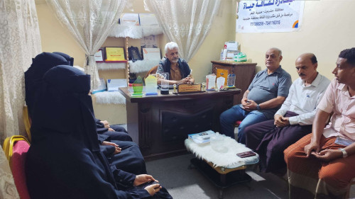 فريق التوجيه والرقابة الرئاسي يطلع على سير عمل مبادرة "ثقافة حياة" بالشحر