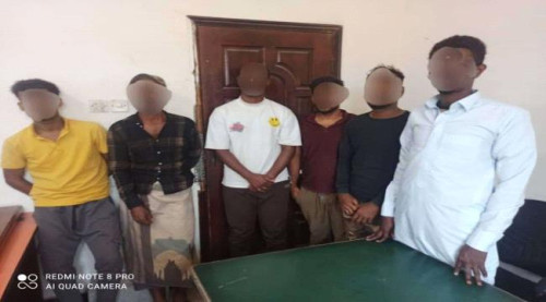 ضبط حالة تزوير في مركز الأحوال المدنية بمديرية المنصورة بالعاصمة عدن