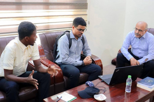 الكثيري يشيد بجهود وإبداعات شباب شركة "ترانزو سوفت" التقنية