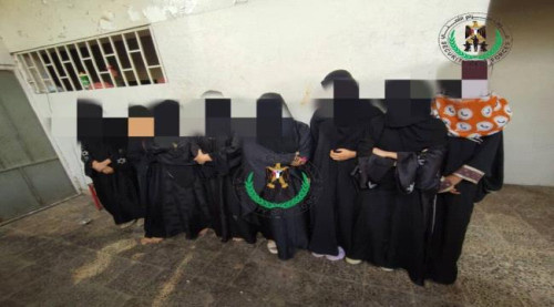 بعمليتين منفصلتين.. قوات حزام لحج تطيح بشبكتين لممارسة أعمال غير أخلاقية وترويج المخدرات