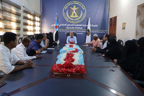 منسقية الانتقالي بجامعة حضرموت تناقش التحضيرات للاحتفال بالذكرى الـ58 لعيد الاستقلال الوطني