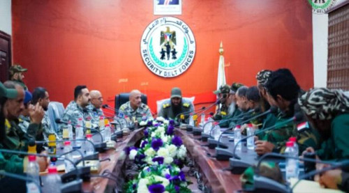 العميد الوالي ورئيس خفر السواحل يبحثان تعزيز التعاون الأمني ومكافحة التهريب