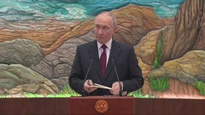 بوتين يشكر بن زايد ويكشف عن طبيعة الاتصالات مع الاستخبارات الأوكرانية في أبو ظبي