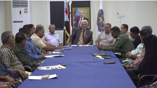 فريق التوجيه والرقابة الرئاسي يطلع على آخر التحضيرات للاحتفال بالذكرى الـ58 لعيد الاستقلال بلحج