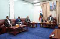 الأمين العام للمجلس الانتقالي يلتقي منسق الشؤون الإنسانية للأمم المتحدة  