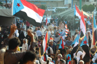 فريق التوجيه والرقابة الرئاسي يتفقد مخيم الاعتصام المفتوح في العاصمة عدن 