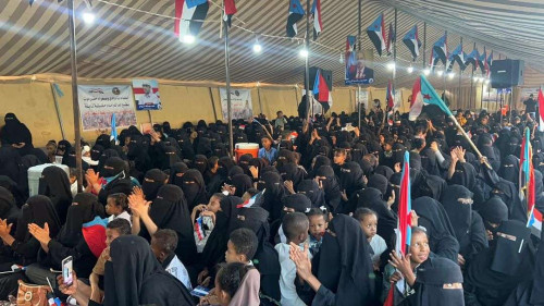 فعالية نسوية حاشدة في ساحة الاعتصام بسيئون تطالب بإعلان دولة الجنوب العربي