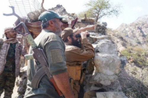 العميد الوالي يزور جبهة ثره بأبين ويطلع على جاهزية القوات المسلحة الجنوبية