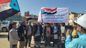 توافد جماهيري إلى مخيم الاعتصام في يافع دعمًا لمطلب إعلان دولة الجنوب العربي