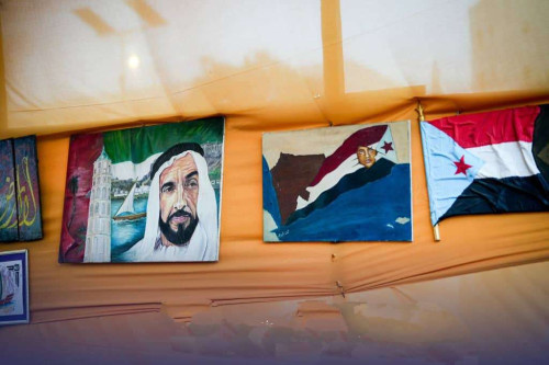"المرسم الحر" يشارك بأعمال فنية وطنية في ساحة الاعتصام المفتوح بالعاصمة عدن