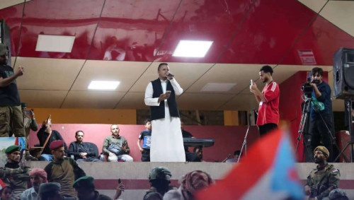 أمسية فنية في ساحة الاعتصام المفتوح بالعاصمة عدن