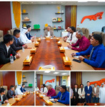 المحافظ لملس يناقش مع داهوا العالمية حلولًا تقنية لتطوير العمل المؤسسي