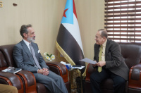 الدكتور الحاج يلتقي المنسق المقيم للأمم المتحدة في بلادنا