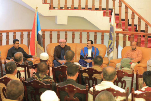 رئيس الجمعية الوطنية يستقبل مشايخ ووجهاء مديرية ساه