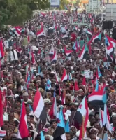 مدينة المكلا  عاصمة محافظة حضرموت تشهد مليونية "القرار قرارنا"  لاعلان دولة الجنوب العربي"بيان"