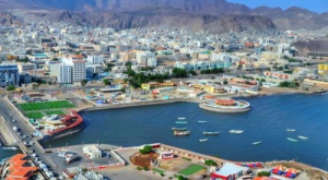 السلطة المحلية بالعاصمة عدن تعلن تأييدها للبيان السياسي والإعلان الدستوري