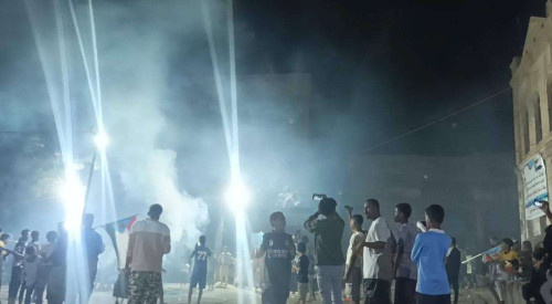 احتفالات شعبية حاشدة في لحج عقب إعلان دستور دولة الجنوب العربي