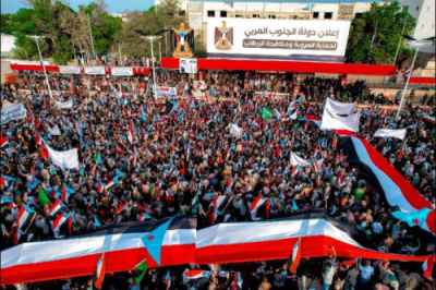 انتقالي الضالع يهيب بجماهير الجنوب الاحتشاد عصر الجمعة في العاصمة عدن تلبية لدعوة الرئيس الزُبيدي 