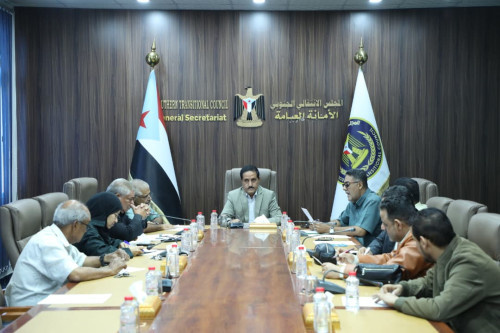 الأمانة العامة بالانتقالي تؤكد صلابة الموقف الجنوبي وتدعو للاحتشاد الجماهيري غدا الجمعة تلبية لدعوة الرئيس الزُبيدي