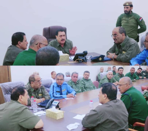 مدير أمن العاصمة عدن يترأس اجتماعاً أمنياً موسعاً بمدراء مراكز الشرطة