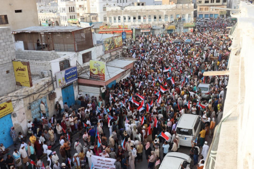 أبناء حضرموت يلبون دعوة اارئيس الزبيدي للاحتشاد في مليونية الثبات والتصعيد الشعبي "بيان"