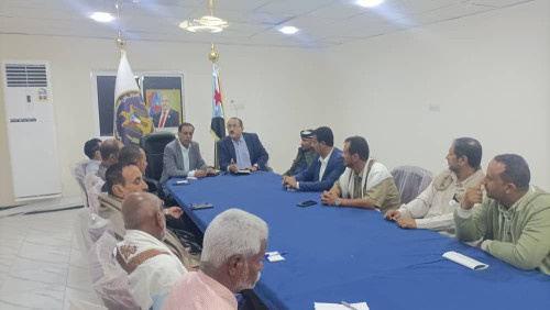 كتلة الجمعية الوطنية للمجلس الانتقالي في لحج تعقد لقاءً تشاوريًا وتصدر بيانًا