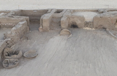 اكتشاف مذهل في مصر.. مدينة شيخ العرب همام تخرج من تحت الرمال