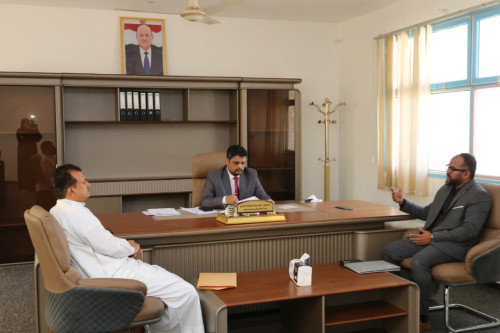 وزير التعليم الفني يناقش مع مركز اليونسكو الإقليمي للجودة تطوير منظومة التعليم الفني والمهني وزير التعليم الفني يناقش مع مركز اليونسكو الإقليمي للجودة تطوير منظومة التعليم الفني والمهني