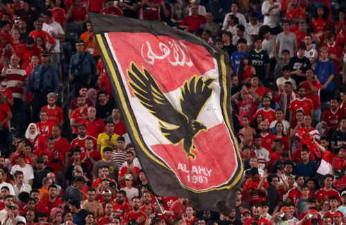 “الكاف” يفرض عقوبة قاسية على الأهلي المصري بعد أحداث مباراة الجيش الملكي المغربي