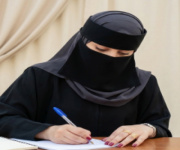 خريفُ الطفولة في آذار